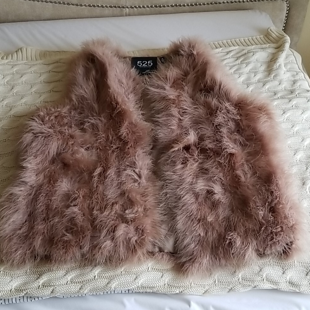 525 America Feather Vest